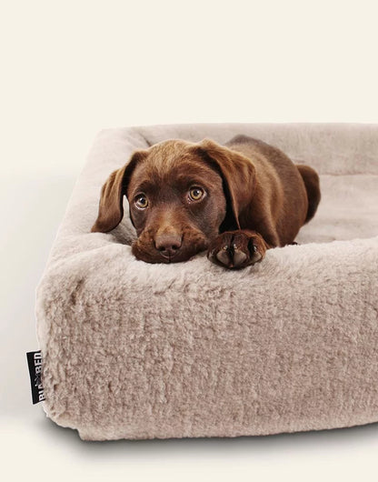 BIA Bed Fleece Hoes voor Hondenmand Taupe